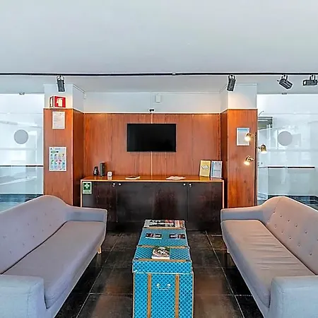 Hi - De Juventude Hostel Γκουάρντα