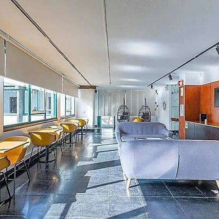 Hostel Hi - De Juventude Γκουάρντα