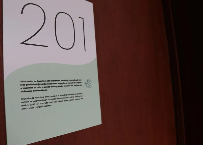 Hostel Hi - De Juventude Guarda