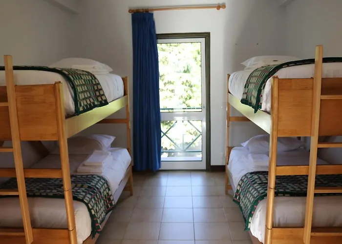 Hostel Hi - De Juventude Guarda