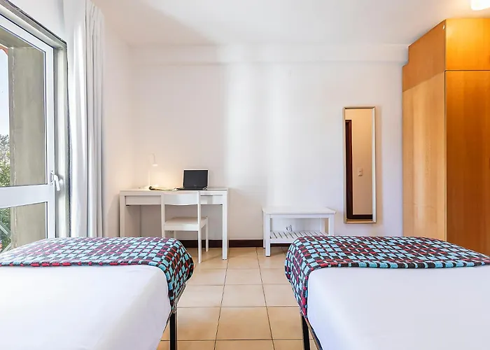 Hostal Hi - De Juventude